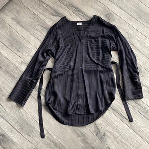 Aritzia Wilfred Zelig shirt/blouse